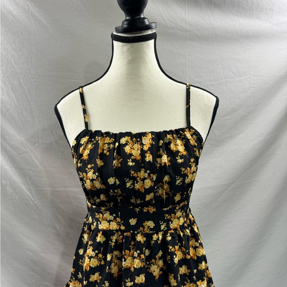 Boho Floral Print Ruched Bust Ruffle Hem Cami Dress - Picture 7 of 9